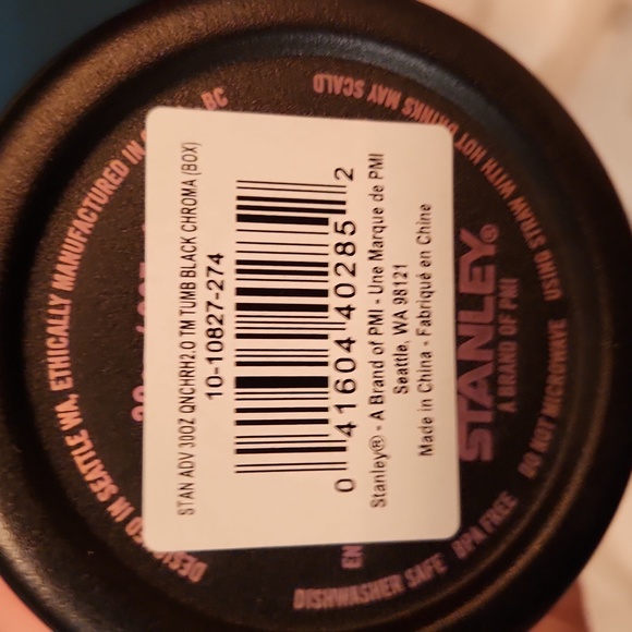 NIB Stanley Black Chroma 30oz Tumbler - Picture 5 of 5